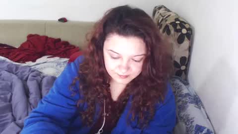 Snapshot of _bella_28 chatting on 02/20/25, 10:37 em online show from 02/20/25, 10:37