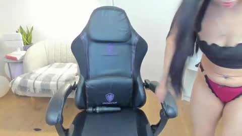 Bella Evans online show from 04/18/26, 05:22