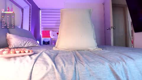 _bellaswwet_ online show from 02/21/26, 02:40