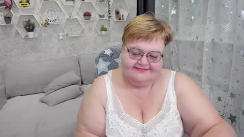 Snapshot of _big_beautiful_love_ chatting on 12/29/24, 08:26 Louise  ONLY IN PVT  Masturbation with dildo and cum  Naked  Show and play with pussy  Blow job  Hand job  ONLY IN PVT  online show from 12/29/24, 08:26