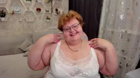 Snapshot of _big_beautiful_love_ chatting on 02/28/25, 08:28 Louise  ONLY IN PVT  Masturbation with dildo and cum  Naked  Show and play with pussy  Blow job  Hand job  ONLY IN PVT  online show from 02/28/25, 08:28