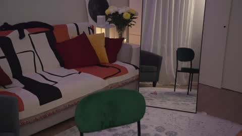 Lili online show from 01/24/25, 09:26