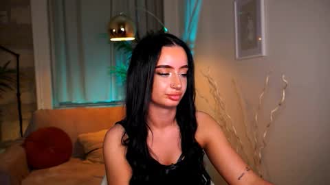 Pearl online show from 03/14/26, 06:13