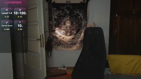 Laura online show from 12/09/24, 03:44