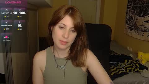 Snapshot of _blackpearl chatting on 04/05/26, 10:29 Laura online show from 04/05/26, 10:29