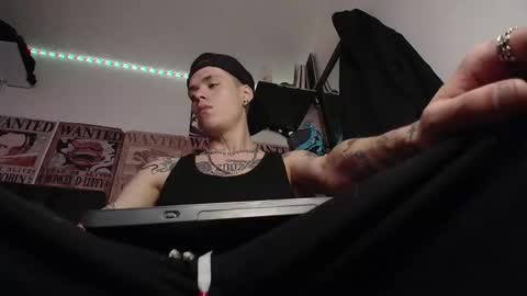 SHADOW online show from 02/04/26, 05:19