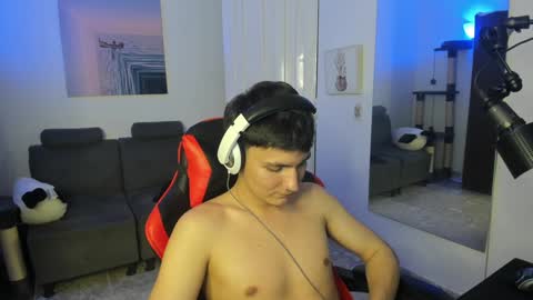 Snapshot of _blakee chatting on 01/12/25, 06:06 B L A K E online show from 01/12/25, 06:06