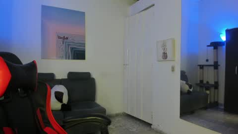 Snapshot of _blakee chatting on 01/16/25, 12:55 B L A K E online show from 01/16/25, 12:55