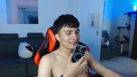 Snapshot of _blakee chatting on 03/04/25, 01:45 B L A K E online show from 03/04/25, 01:45