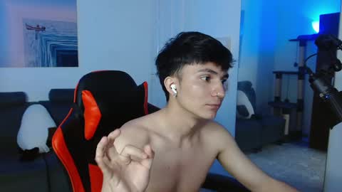 Snapshot of _blakee chatting on 03/05/25, 06:33 B L A K E online show from 03/05/25, 06:33