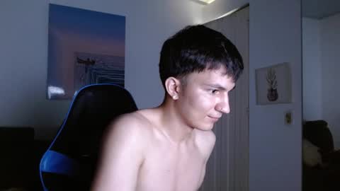 Snapshot of _blakee chatting on 02/15/26, 03:42 B L A K E online show from 02/15/26, 03:42