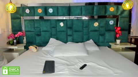 _bonnyandclyde online show from 01/12/26, 12:32