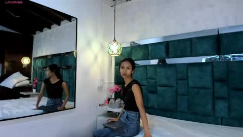 _bonnyandclyde online show from 05/21/26, 12:45