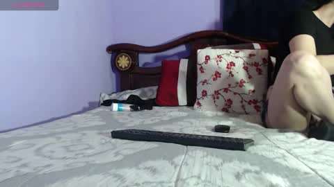 _boombom__ online show from 10/29/25, 01:52