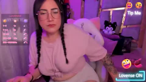 Angie  Independent model online show from 11/26/25, 07:53