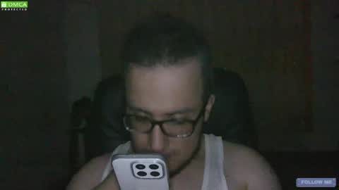 Snapshot of _buckle_ chatting on 05/04/26, 05:14 _buckle_ online show from 05/04/26, 05:14