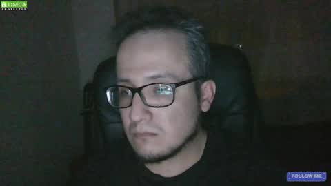 Snapshot of _buckle_ chatting on 05/05/26, 04:31 _buckle_ online show from 05/05/26, 04:31