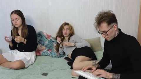 _by_double_sexy_miss_ online show from 04/18/26, 04:16