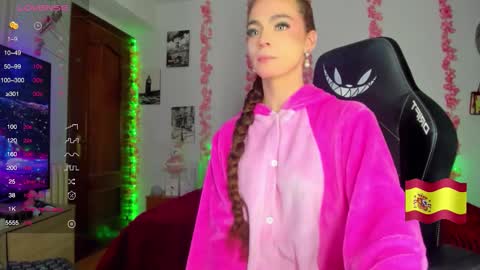 marcela rojo online show from 10/21/25, 08:04