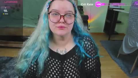 Snapshot of _candym1lky_ chatting on 10/13/25, 08:36 _candym1lky_ online show from 10/13/25, 08:36