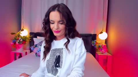 _carlawhite_ online show from 11/11/25, 04:45