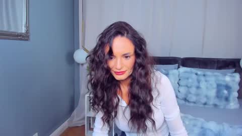 Snapshot of _carlawhite_ chatting on 05/10/26, 03:33 _carlawhite_ online show from 05/10/26, 03:33