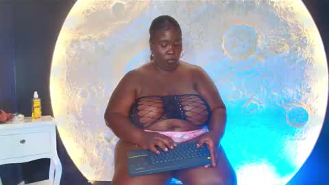 Caro. online show from 10/10/25, 07:35