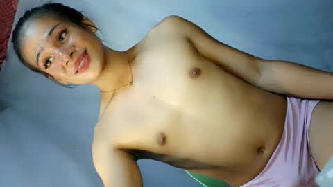 Snapshot of _caroline18_ chatting on 07/21/26, 06:49 Kate flores online show from 07/21/26, 06:49