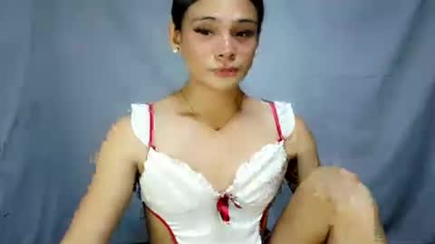 Snapshot of _caroline18_ chatting on 08/03/26, 01:38 Kate flores online show from 08/03/26, 01:38
