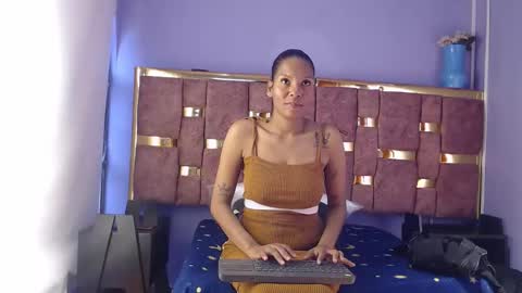 Caroline online show from 11/28/25, 12:08