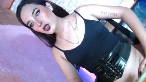 Caroline online show from 01/08/25, 02:57