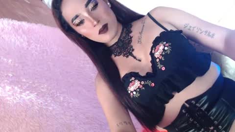 Caroline online show from 01/23/25, 08:36