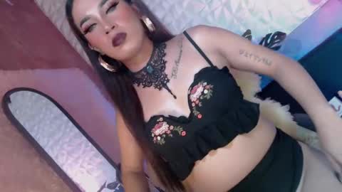 Caroline online show from 02/12/25, 08:59