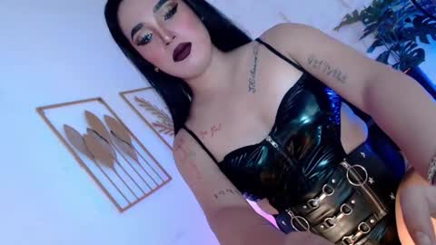 Caroline online show from 10/14/25, 06:03