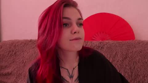 Snapshot of _caroline_coy chatting on 03/17/26, 12:08 Caroline online show from 03/17/26, 12:08