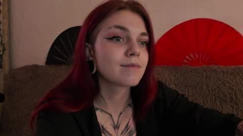 Snapshot of _caroline_coy chatting on 04/03/26, 11:52 Caroline online show from 04/03/26, 11:52
