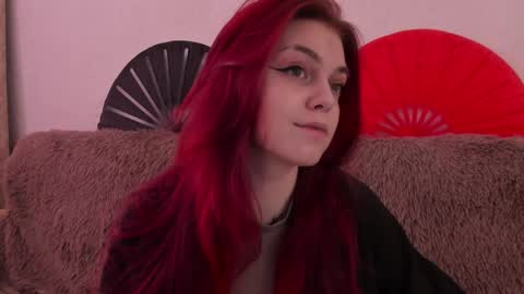 Snapshot of _caroline_coy chatting on 04/22/26, 12:07 Caroline online show from 04/22/26, 12:07