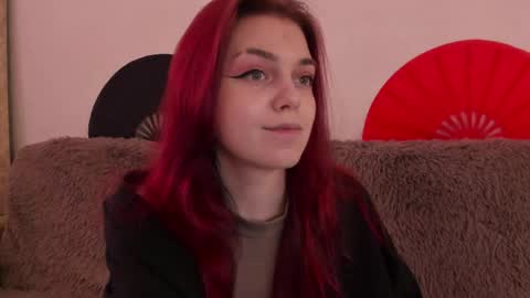 Snapshot of _caroline_coy chatting on 04/24/26, 12:07 Caroline online show from 04/24/26, 12:07