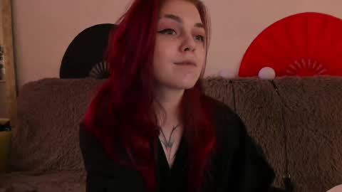 Snapshot of _caroline_coy chatting on 04/25/26, 01:41 Caroline online show from 04/25/26, 01:41