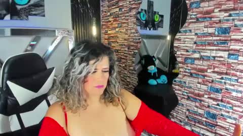 _casandra11 online show from 01/05/25, 03:00