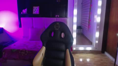 _charlotte_collins_ online show from 02/21/26, 03:13