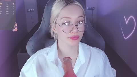 Angelina online show from 12/12/24, 02:22