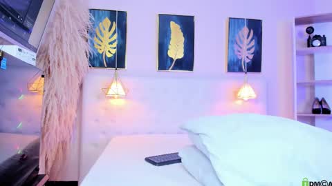 _cinnamon_star online show from 09/19/25, 12:28