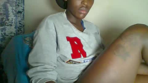 Snapshot of _clara01 chatting on 01/16/25, 05:42 clara online show from 01/16/25, 05:42