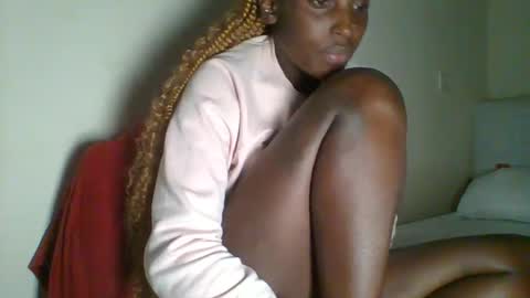 Snapshot of _clara01 chatting on 01/29/25, 09:12 clara online show from 01/29/25, 09:12