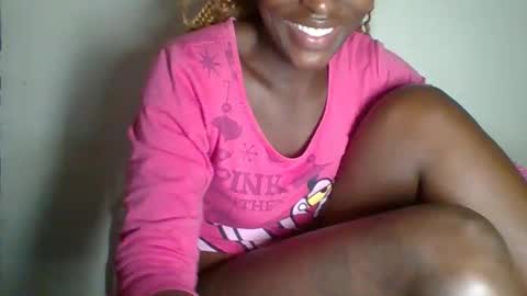 Snapshot of _clara01 chatting on 02/09/25, 04:25 clara online show from 02/09/25, 04:25