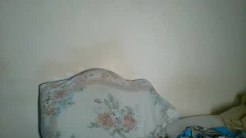 Snapshot of _clara01 chatting on 02/24/25, 09:00 clara online show from 02/24/25, 09:00