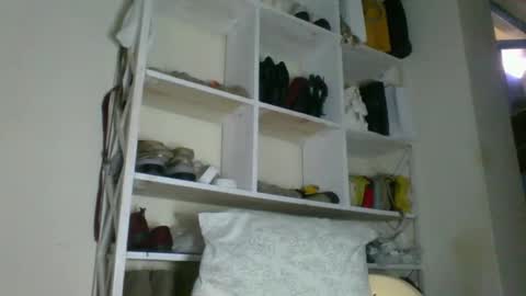 clara online show from 05/11/26, 09:04