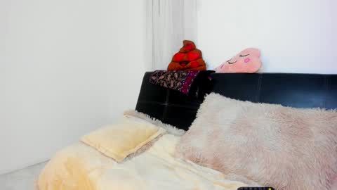  Chloe  online show from 12/03/24, 04:03