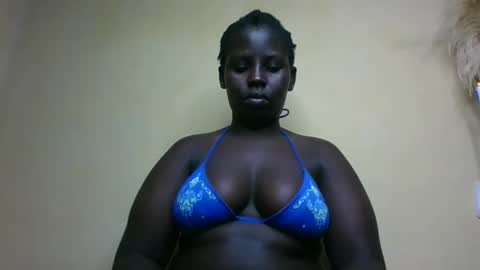 Snapshot of _cookie23 chatting on 10/17/25, 04:42 cookie23 online show from 10/17/25, 04:42